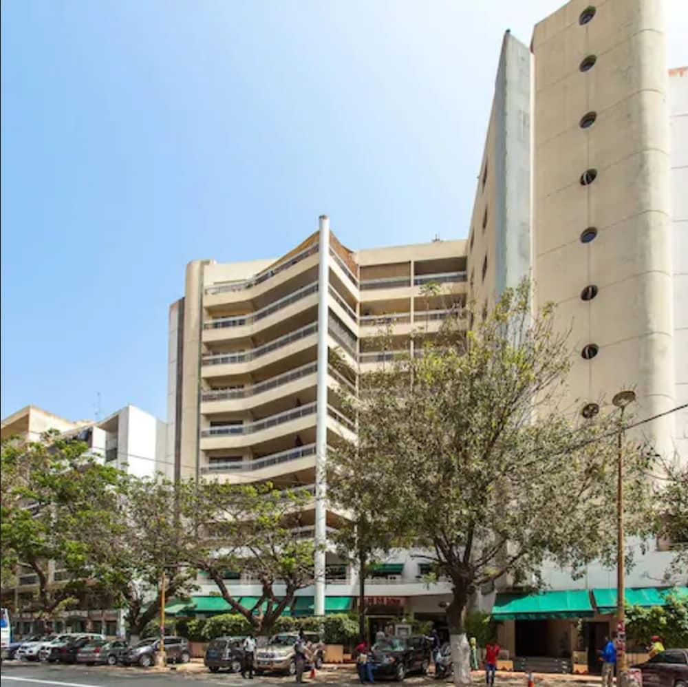 Hotel Cafe De Rome Dakar Exterior foto